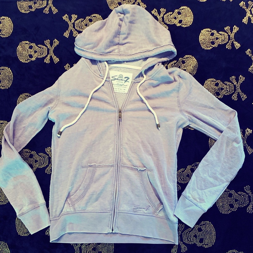 Seven7 Sweatshirt